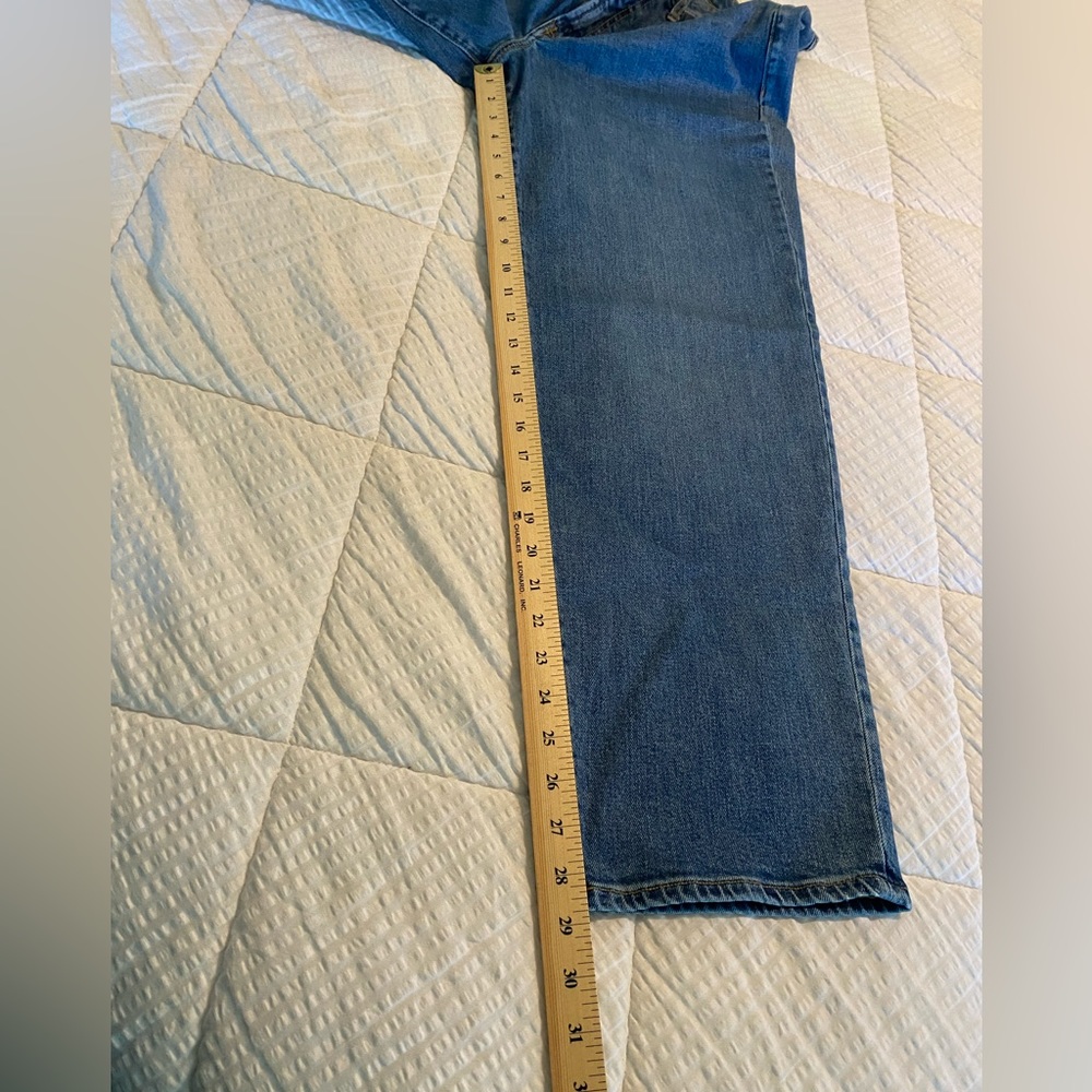 Old Navy High Rise O.G. Loose Secret Smooth Pockets - Medium Wash Jeans; Sz:12 - Picture 7 of 13